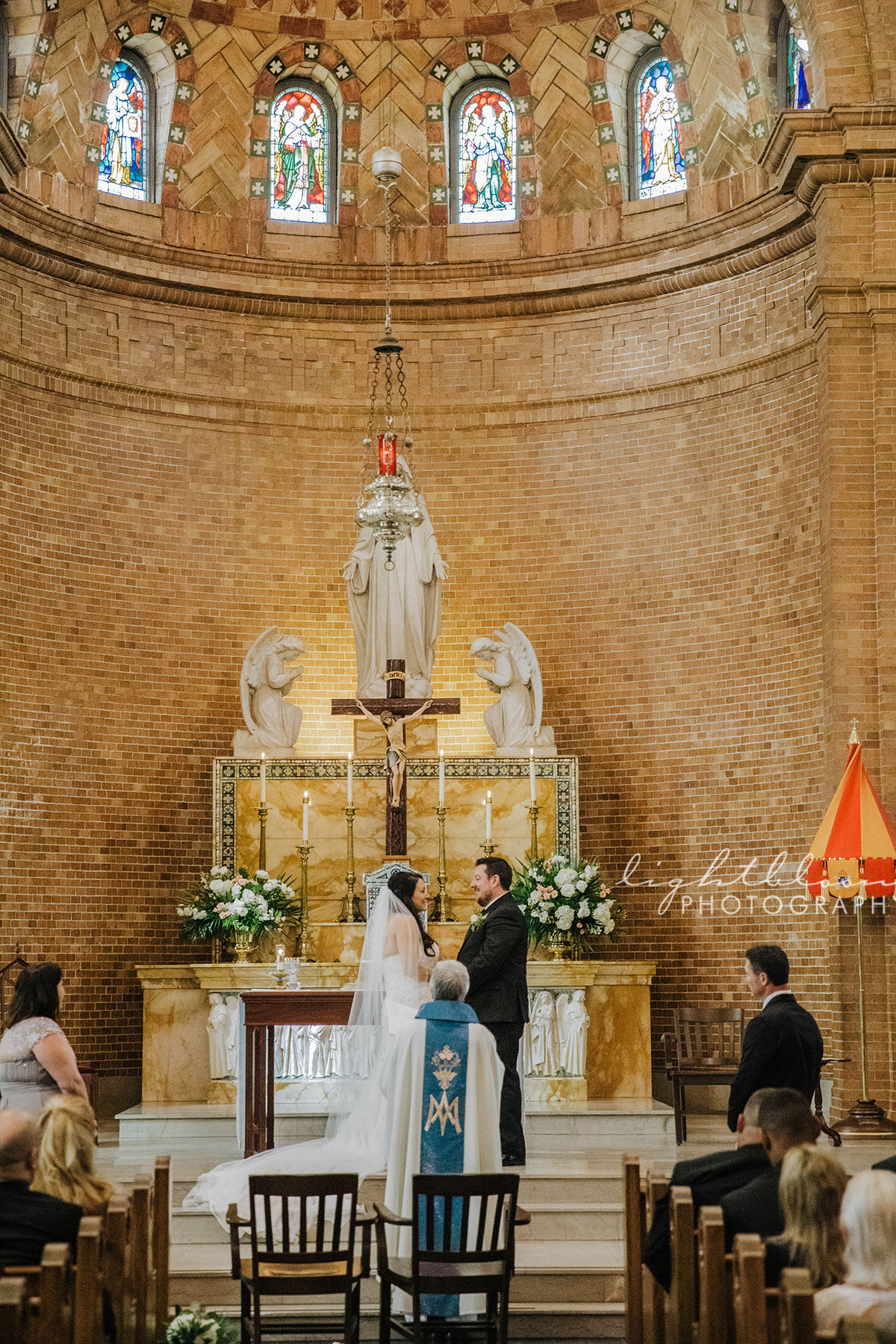 Bluewater Grill Airlie Gardens Wedding Photographer