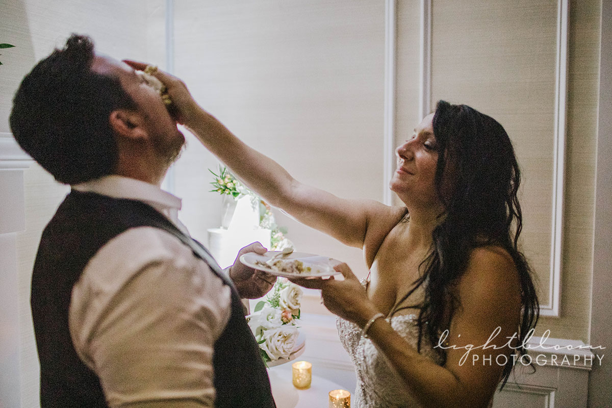 Bluewater Grill Airlie Gardens Wedding Photographer