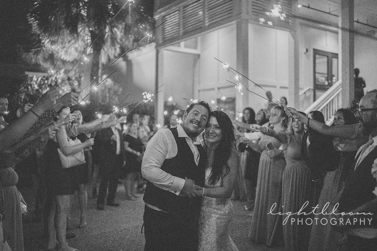 Bluewater Grill Airlie Gardens Wedding Photographer