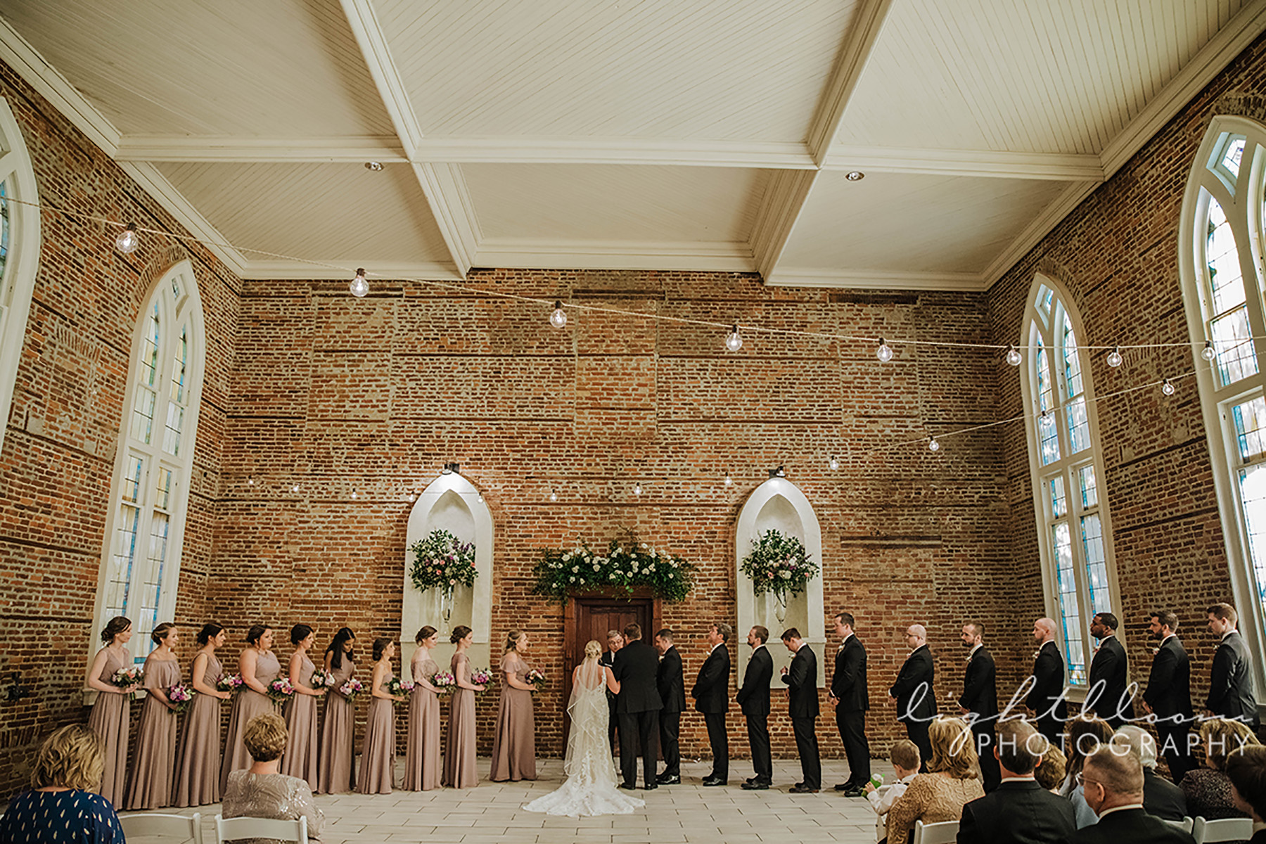 Saint Thomas Preservation Hall Wilmington Wedding Photography