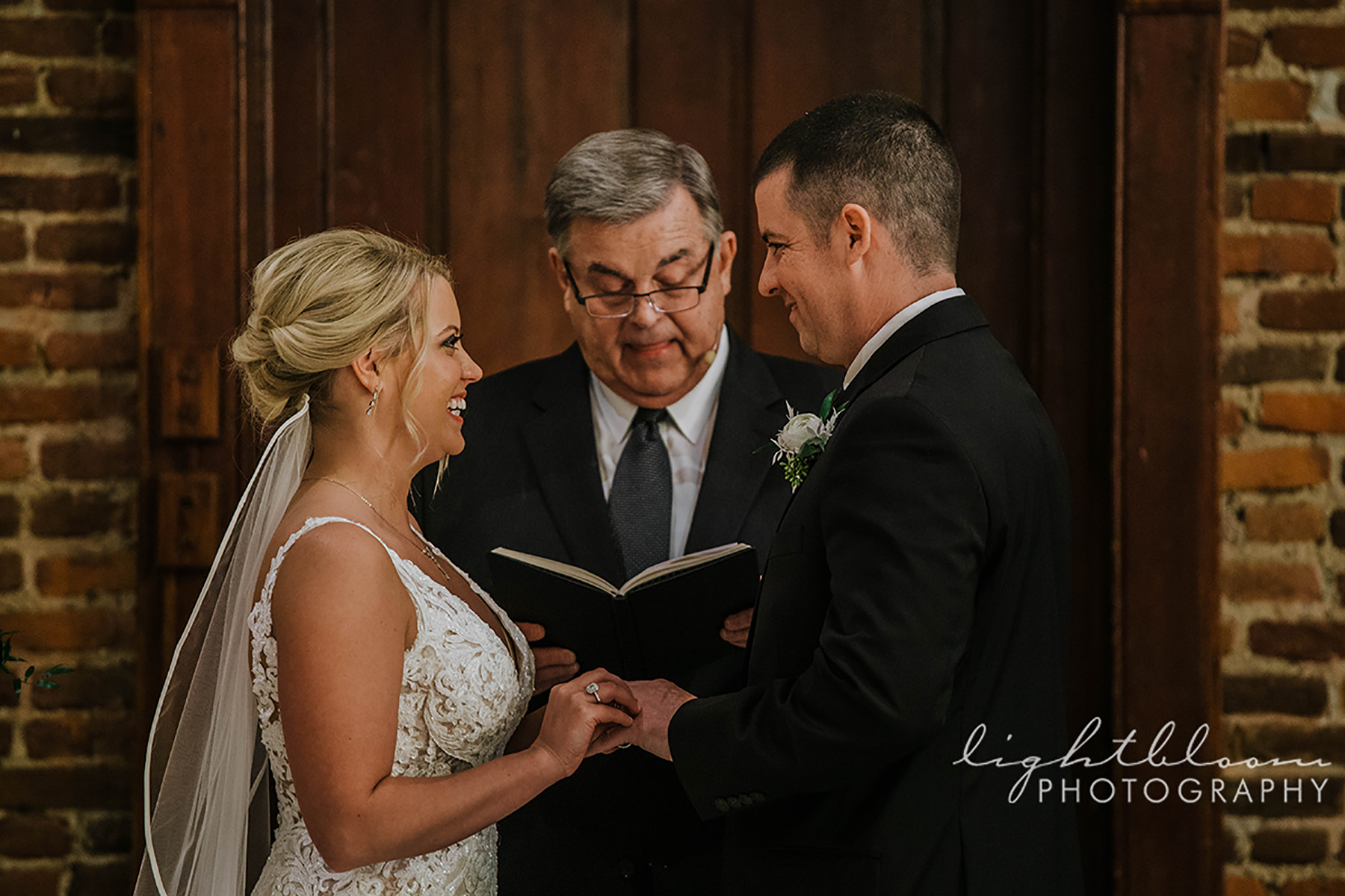 Saint Thomas Preservation Hall Wilmington Wedding Photography